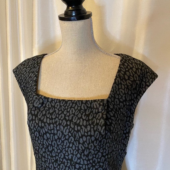 Calvin Klein Jersey Dress - Leopard Print - Picture 4 of 8